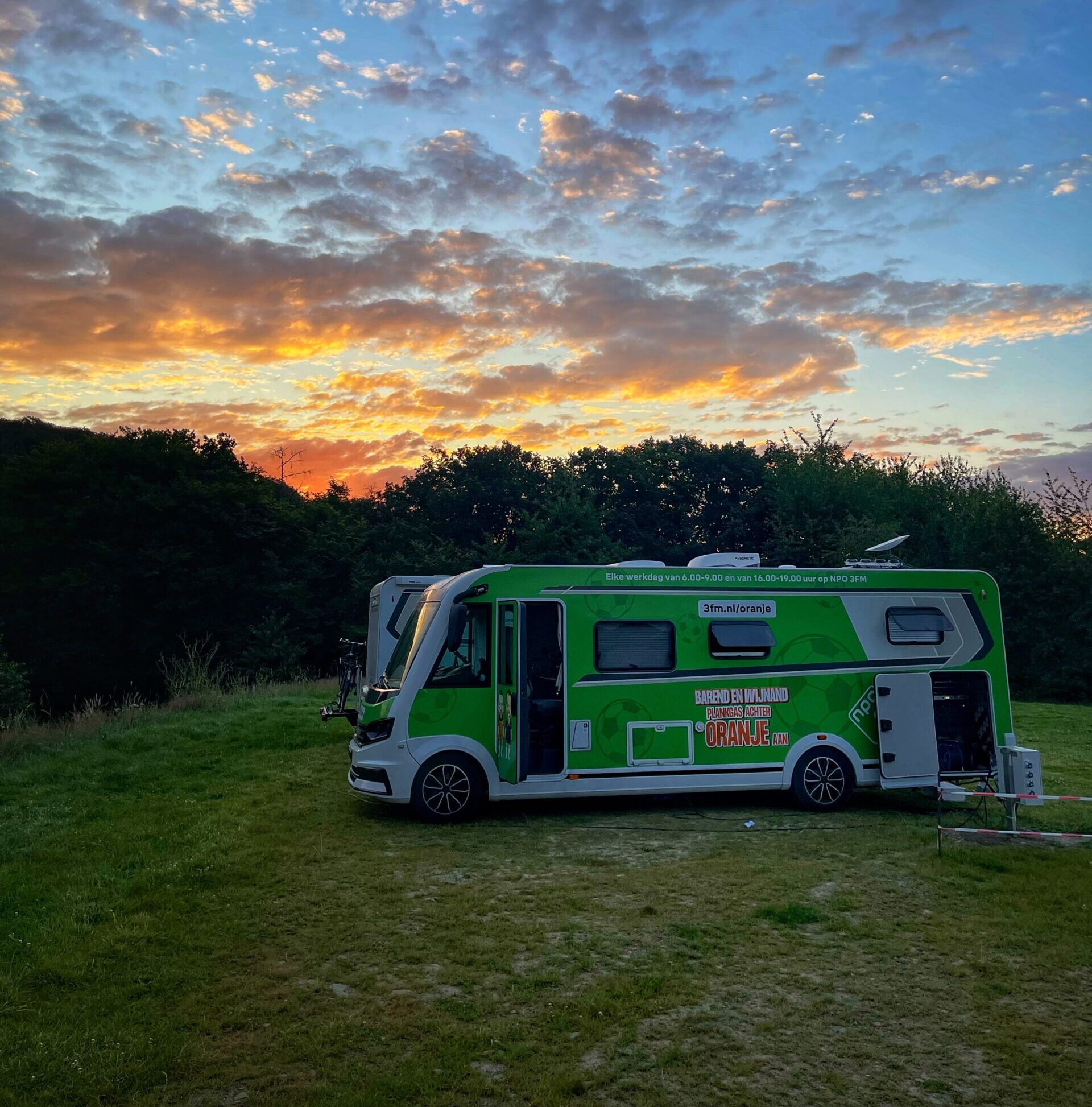 3FM – Plankgas achter Oranje aan met NPO 3FM