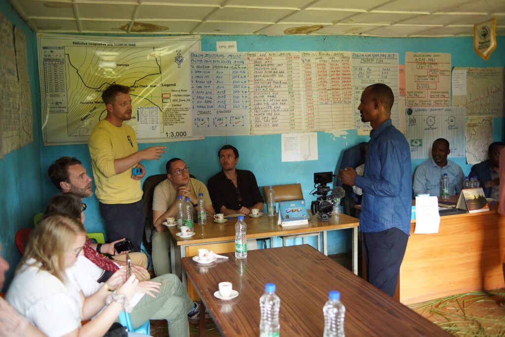 Videoproductie Ministerie van Buitelandse Zaken | CineChefs Videoproductiebedrijf