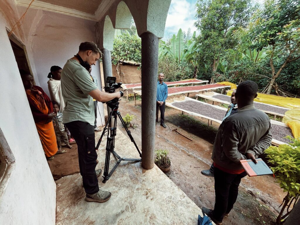 Videoproductie Ministerie van Buitelandse Zaken | CineChefs Videoproductiebedrijf